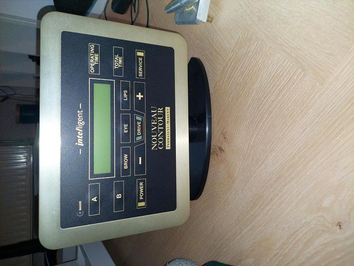 Permanente make-up apparaat/machine, Sieraden, Tassen en Uiterlijk, Uiterlijk | Cosmetica en Make-up, Zo goed als nieuw, Gehele gezicht