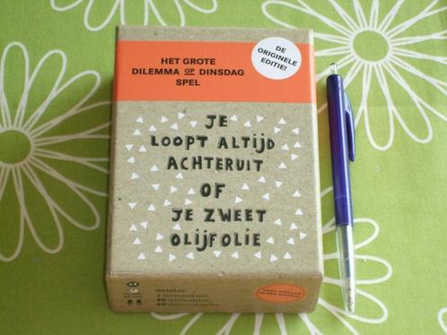Het grote dilemma op dinsdag spel - de originele editie, Hobby en Vrije tijd, Gezelschapsspellen | Overige, Zo goed als nieuw