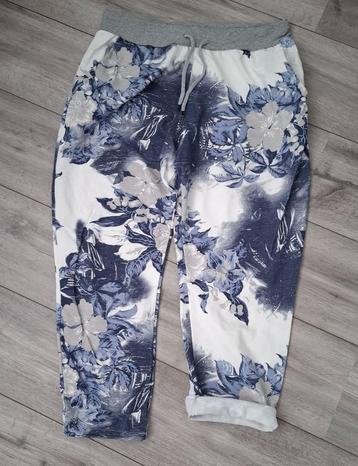 Mooi broekje, Jogger model, één maat 4XL (tot ca. 48)  NIEUW beschikbaar voor biedingen