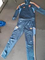Manchester united trainingspak adidas, Blauw, Ophalen of Verzenden, Zo goed als nieuw, Voetbal
