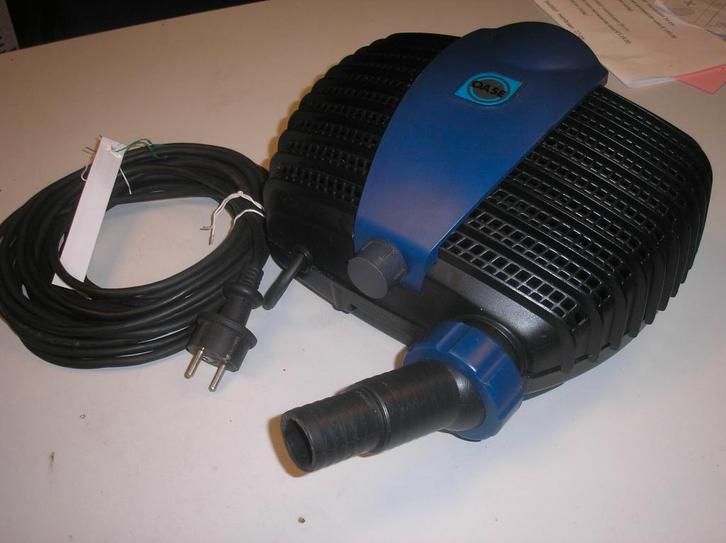 vijver en toebehoren, Tuin en Terras, Vijver-toebehoren, Zo goed als nieuw, Vijverpomp, Ophalen of Verzenden