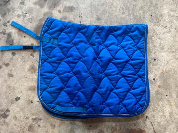 Diverse dekjes full cob beschikbaar voor biedingen