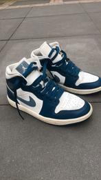 Nike air Jordan 1 high blue and white, Kleding | Heren, Schoenen, Blauw, Ophalen of Verzenden, Nike Air Jordan, Sneakers of Gympen