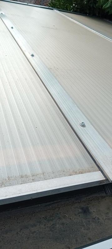 Klemprofiel met opleg rubber L4.50 m beschikbaar voor biedingen