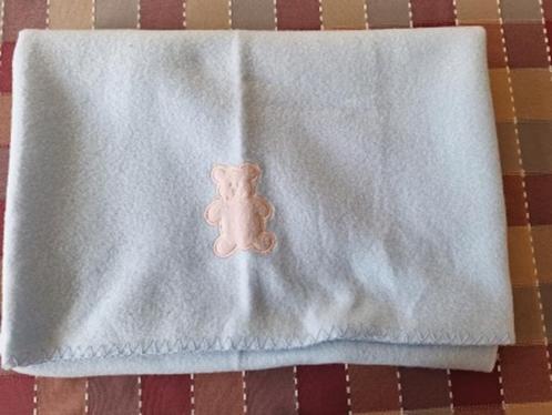 BABYDEKENTJE lichtblauw, rose applicatie 120 / 120 cm, Kinderen en Baby's, Dekens, Slaapzakjes en Inbakerproducten, Gebruikt, Deken