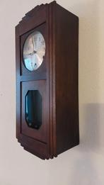 Antieke Wandklok met Slinger, Ophalen of Verzenden