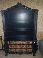 Barok vitrinekast matzwart/panterprint, Huis en Inrichting, Kasten | Vitrinekasten, Ophalen, Gebruikt, Barok, 50 tot 100 cm