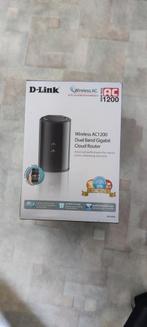 D-Link AC1200, Computers en Software, Netwerk switches, Ophalen of Verzenden, Zo goed als nieuw