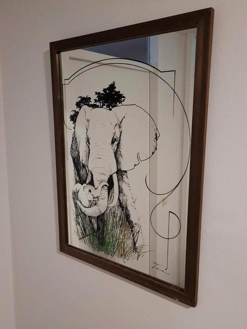 Vintage spiegel met olifanten, Huis en Inrichting, Woonaccessoires | Spiegels, Gebruikt, Minder dan 100 cm, Rechthoekig, Ophalen