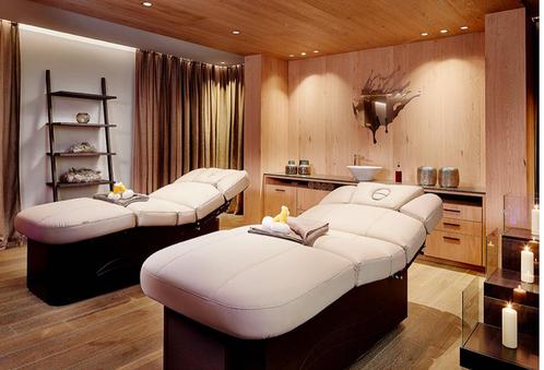 Wellness massage bank GHARIENI, Sport en Fitness, Gezondheidsproducten en Wellness, Ophalen