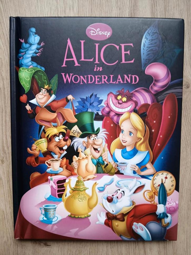 Alice in Wonderland -  DISNEY, Boeken, Kinderboeken | Jeugd | onder 10 jaar, Zo goed als nieuw, Ophalen of Verzenden