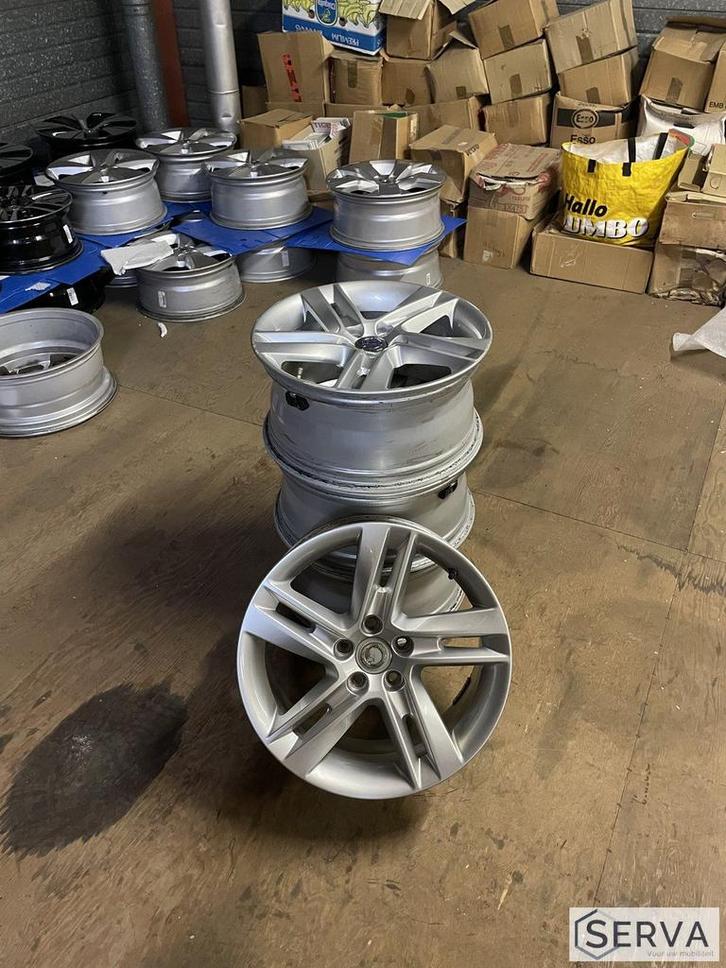 Volvo 'Sadia' velgen, Auto-onderdelen, Banden en Velgen, Velg(en), Personenwagen, Gebruikt, Ophalen