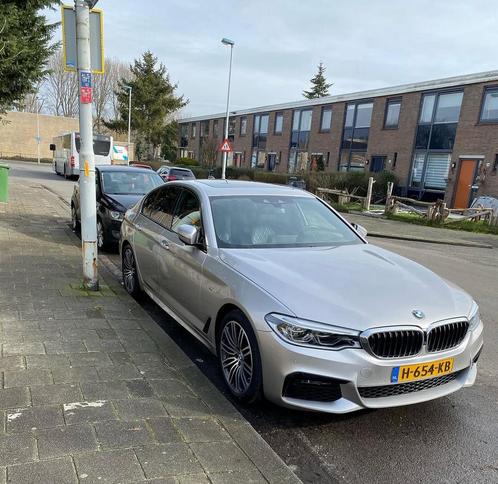 BMW 5-Serie 530i 252pk Aut. 2020 Grijs, Auto's, BMW, Particulier, 5-Serie, Benzine, Sedan, Automaat, Origineel Nederlands, Zilver of Grijs