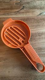 Tupperware zeef, knijpzeef, poedersuiker, meel strooier, Ophalen of Verzenden, Zo goed als nieuw, Overige typen