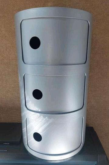 Kartell 4965-67 – Anna Castelli – Grijs  Kastje trolley beschikbaar voor biedingen