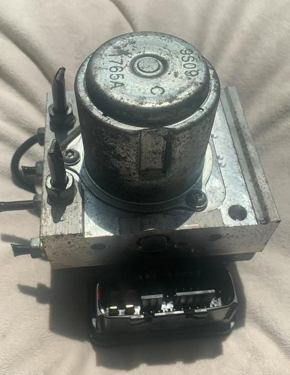 ABS Pomp / ABS Unit Nissin TF0G, Auto-onderdelen, Remmen en Aandrijving, Honda, Ophalen of Verzenden