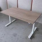Slingerbureau zit-zit 140x80 cm - Wit frame - M.eiken - BR49, Ophalen of Verzenden, In hoogte verstelbaar, Gebruikt, Bureau