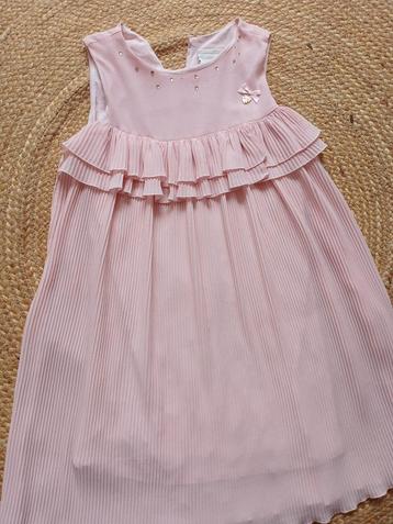 Le chic jurkje 140 beschikbaar voor biedingen