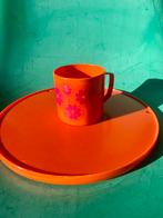 Vintage kunststof flower power bekertje mok oranje roze, Caravans en Kamperen, Ophalen of Verzenden, Gebruikt