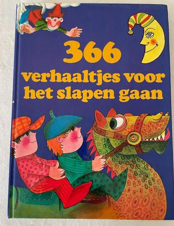 Driehonderdzesenzestig verhaaltjes voor het slapen gaan beschikbaar voor biedingen