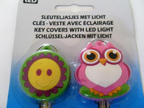 Keybuddies / Sleutelhanger met lampje / sleutelhoesje NIEUW, Verzamelen, Sleutelhangers, Nieuw, Dier of Natuur, Ophalen of Verzenden