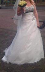 Bruidsjurk maat 46 in nette hoes, Kleding | Dames, Trouwkleding en Trouwaccessoires, Trouwjurk, Ophalen of Verzenden, Zo goed als nieuw