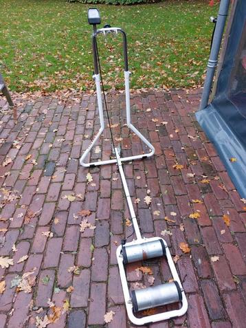 Fietstrainer rollerbank beschikbaar voor biedingen