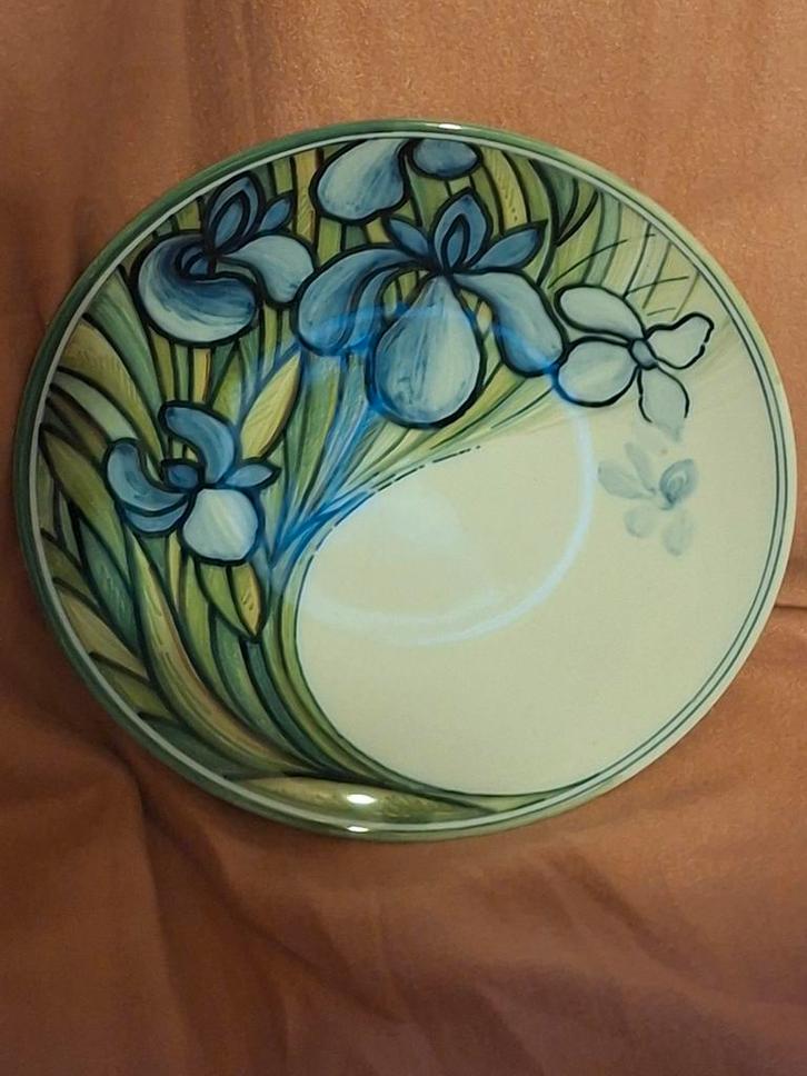 Makkumer Tichelaar Sierbord met Bloemmotief, Antiek en Kunst, Antiek | Wandborden en Tegels, Ophalen of Verzenden