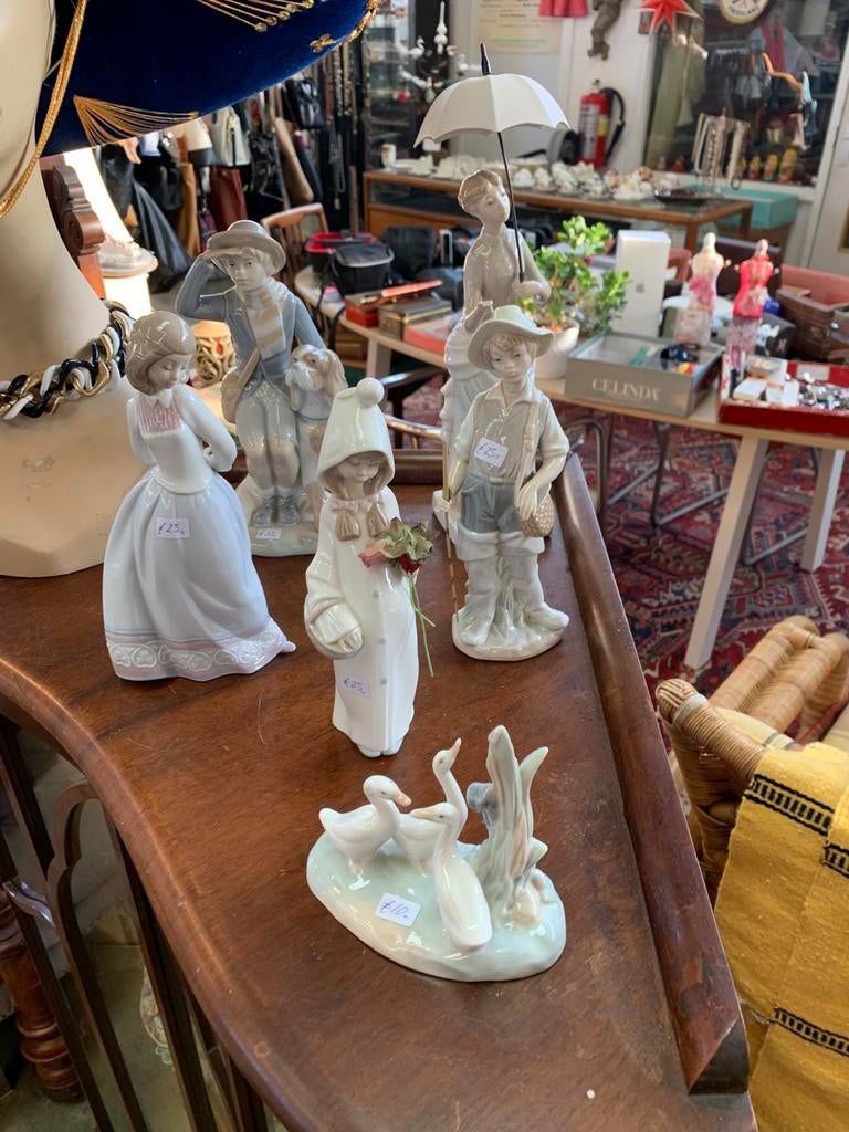 Beeld diverse leuke Ladro made in Spanje beelden., Verzamelen, Beelden en Beeldjes, Zo goed als nieuw, Ophalen of Verzenden