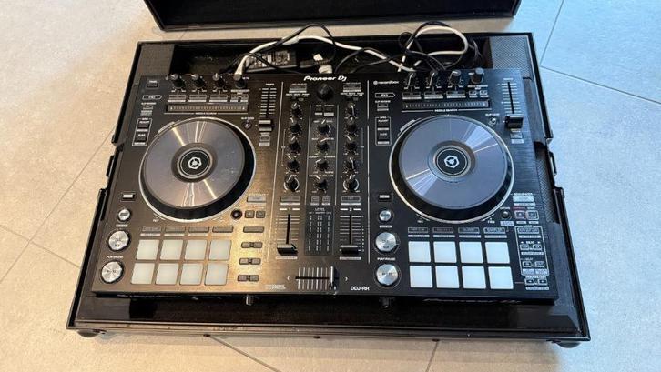 Pioneer DDJ-RR in Odyssey case, Muziek en Instrumenten, Dj-sets en Draaitafels, Gebruikt, Draaitafel, Pioneer, Ophalen