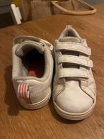 Adidas sneakers maat 29, Kinderen en Baby's, Babykleding | Schoentjes en Sokjes, Ophalen of Verzenden, Gebruikt, Jongetje of Meisje
