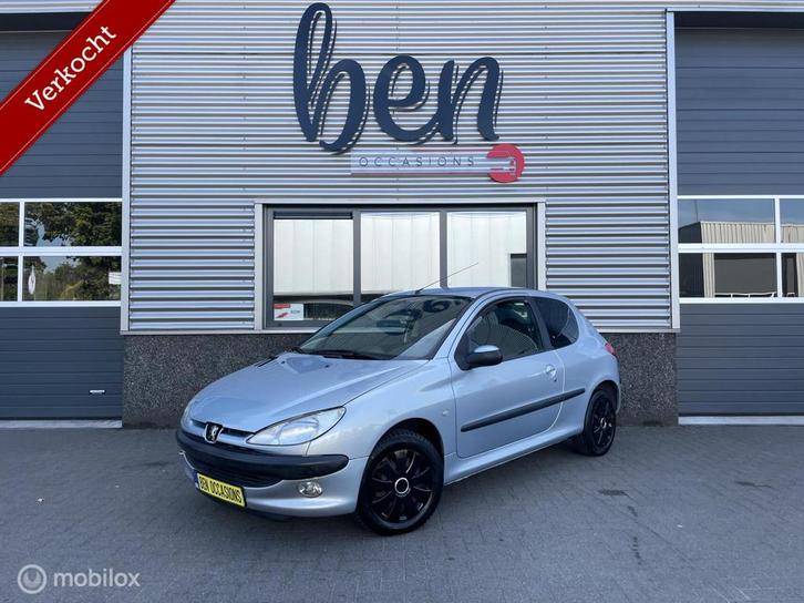 Peugeot 206 1.4 Gentry AUTOMAAT NAP, Auto's, Peugeot, Bedrijf, Te koop, ABS, Airbags, Alarm, Centrale vergrendeling, Elektrische ramen