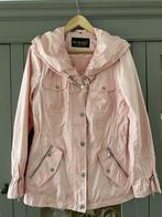 Zomerjas licht roze So Soire maat 40 zgan, Kleding | Dames, Jassen | Zomer, Maat 38/40 (M), So Soire, Ophalen of Verzenden, Zo goed als nieuw