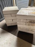 Twee houten tafeltjes met wieltjes, Ophalen, Gebruikt