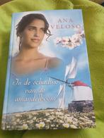 Ana Veloso - In de schaduw van de amandelboom, Boeken, Ophalen, Ana Veloso, Zo goed als nieuw, Nederland