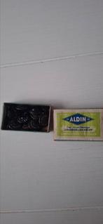 Aldin antieke knopen in doosje, Ophalen of Verzenden