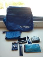 nieuwe schoudertas met toilettasje voor handbagage 30x23 cm, 20 tot 30 cm, Blauw, Minder dan 40 cm, Minder dan 35 cm