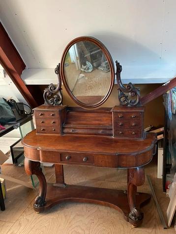 Antieke  Biedermeier Kaptafel, ca. 1910 mahoniehout beschikbaar voor biedingen