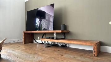 Tv meubel verlengbaar beschikbaar voor biedingen