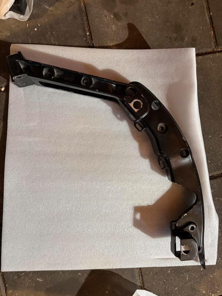 Harley Touring Spatbord Steunbeugel 2014-heden, Auto-onderdelen, Carrosserie en Plaatwerk, Spatbord, Amerikaanse onderdelen, Achter