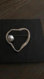 Broche, Sieraden, Tassen en Uiterlijk, Broches, Ophalen of Verzenden, Zo goed als nieuw, Zilver, Overige materialen