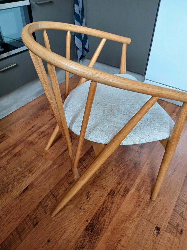 Scandinavische stoelen., Huis en Inrichting, Woonaccessoires | Krantenbakken en Lectuurbakken, Zo goed als nieuw, Ophalen of Verzenden