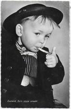 Zeeland zo'n pijpje smaakt Oude Gelopen Ansichtkaart B1849, Ophalen of Verzenden, 1920 tot 1940, Gelopen, Zeeland