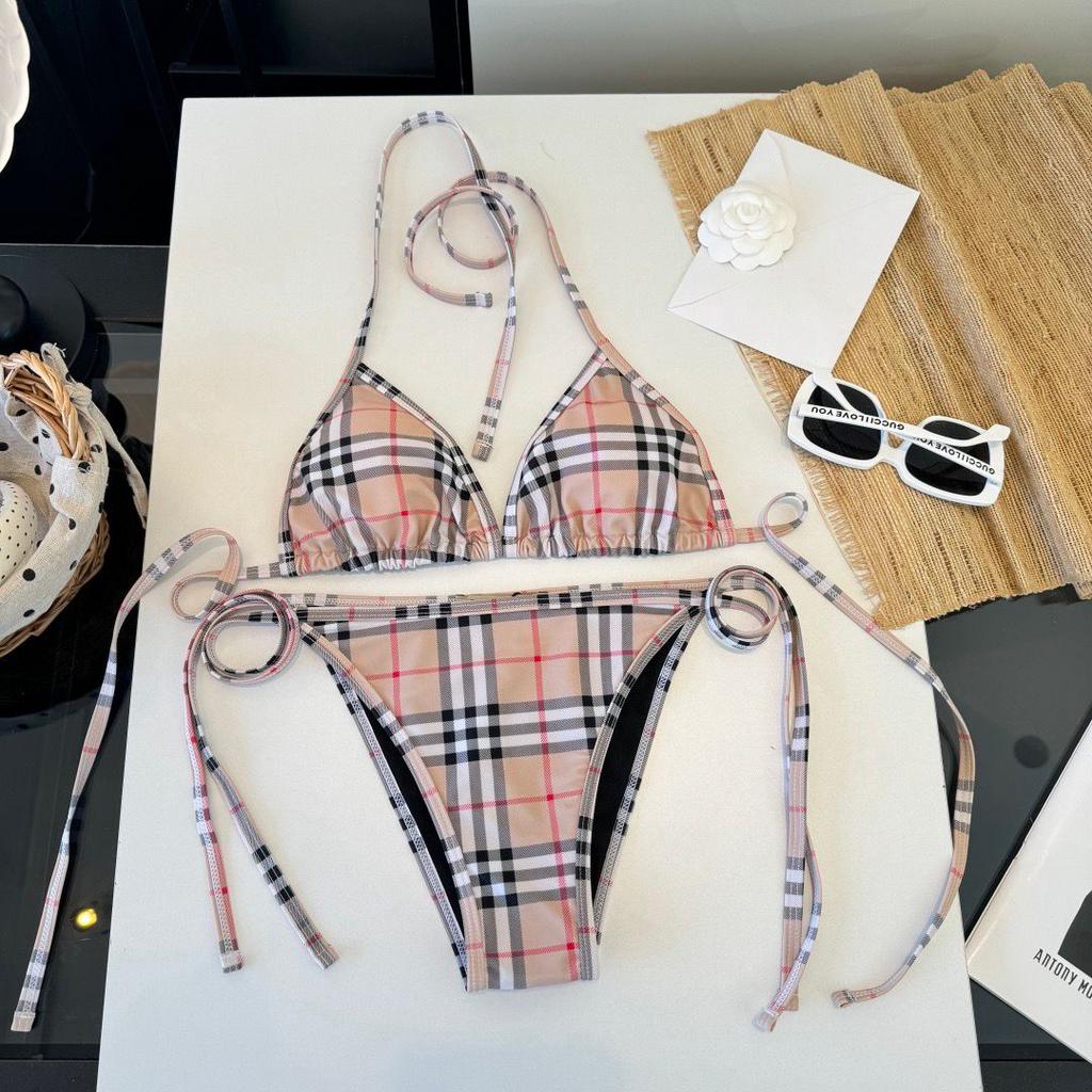 Burberry bikini, Kleding | Dames, Badmode en Zwemkleding, Ophalen of Verzenden, Zo goed als nieuw, Bikini