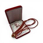 Driestrengs bloedkoralen collier met gouden sluiting, Sieraden, Tassen en Uiterlijk, Antieke sieraden, Ophalen of Verzenden, Goud