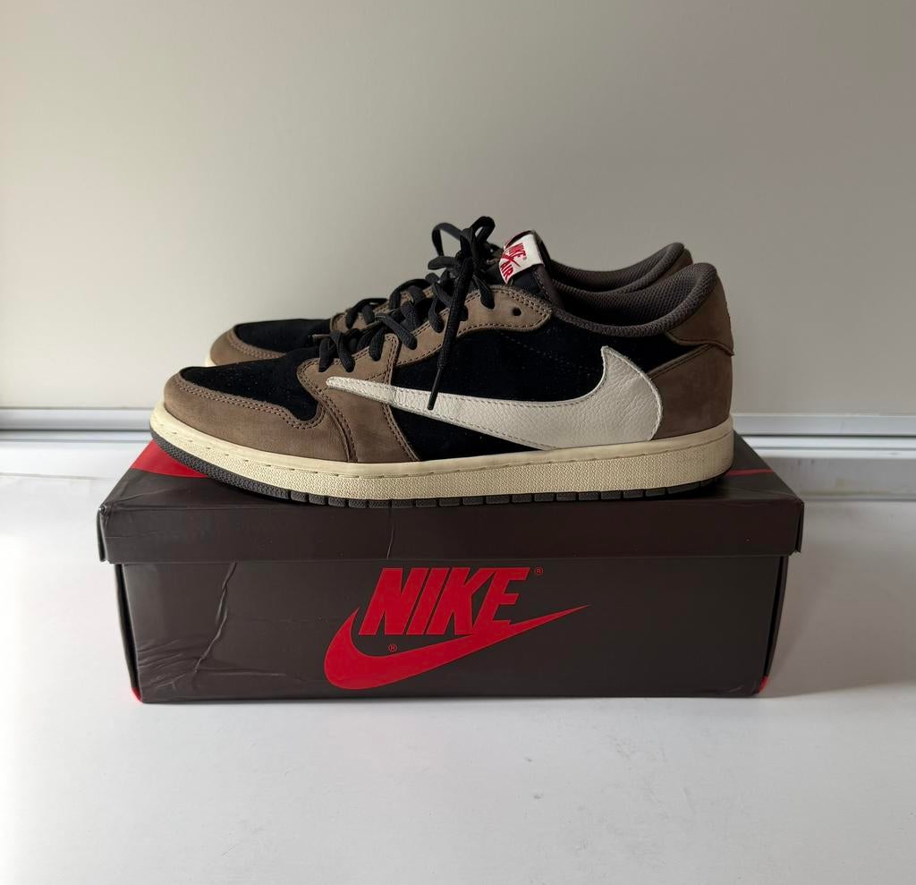 Nike Air Jordan 1 Low Travis Scott reverse Mocha sneakers 45, Bruin, Ophalen of Verzenden, Sneakers of Gympen, Zo goed als nieuw