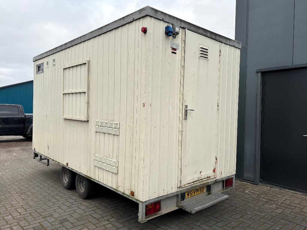 Te koop snelverkeer schaftwagen bouwkeet tandemasser, Doe-het-zelf en Verbouw, Ophalen, Gebruikt