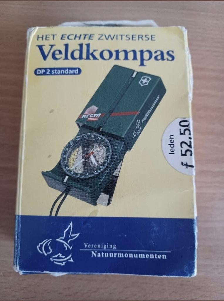 Te koop gezocht: (Zwitsers) Veldkompas Natuurmonumenten, Verzamelen, Militaria | Algemeen, Ophalen of Verzenden, Nederland