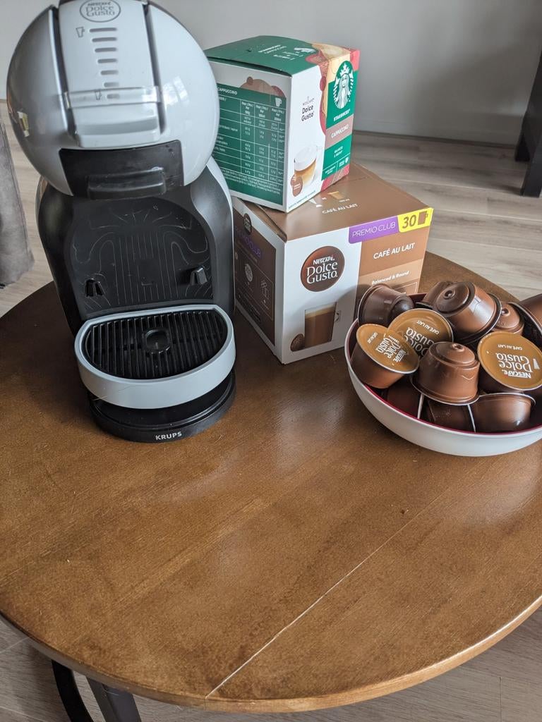 Nescafe Dolce  Gusto, Ophalen, Zo goed als nieuw, Koffiemachine