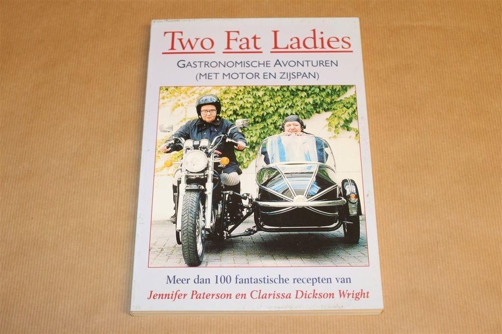 Two Fat Ladies – Gastronomische avonturen & recepten, Ophalen of Verzenden, Gelezen, Italië